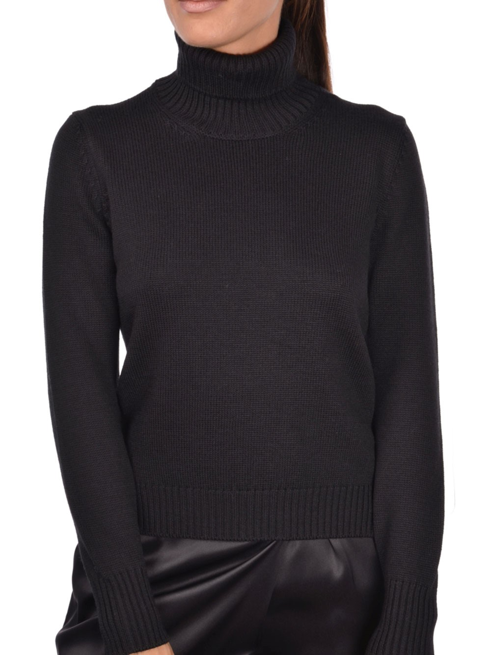 Gran Sasso Roll-neck Wool Sweater In Black