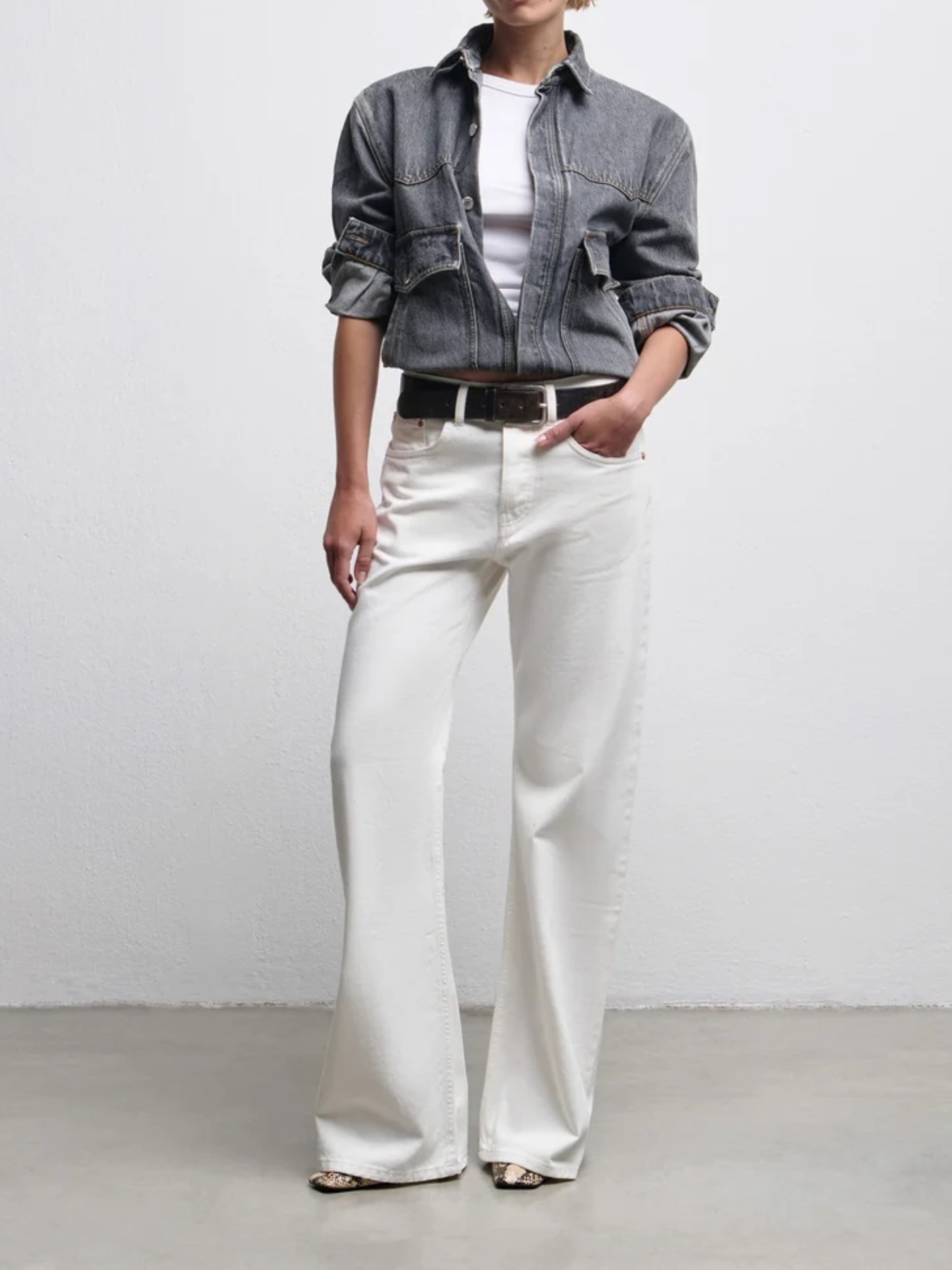Washington Dee Cee Purity In White